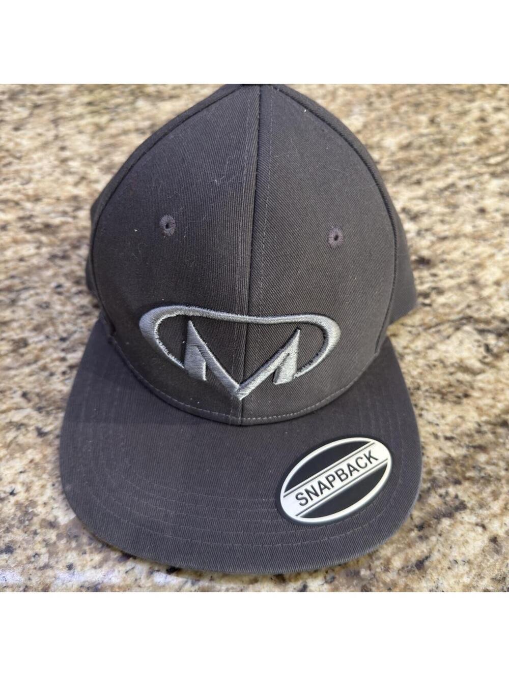 Men's Black and Grey Hat